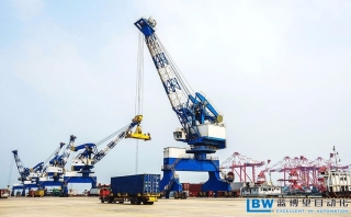 國(guó)內(nèi)首套最復(fù)雜的剖分式工業(yè)CT機(jī)回轉(zhuǎn)支承下線