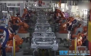 實拍德國寶馬工廠3系轎車生產(chǎn)制造全過程！